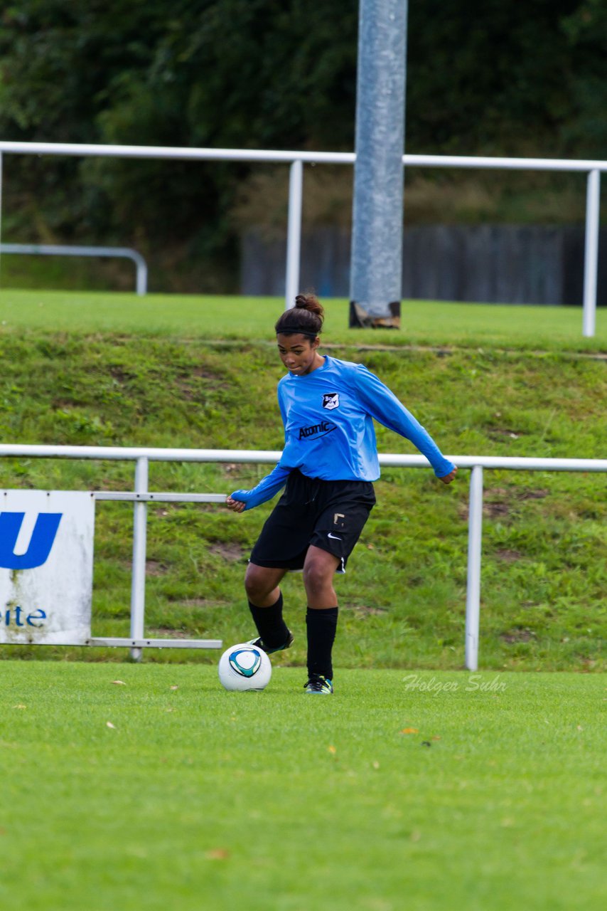 Bild 216 - B-Juniorinnen SV Henstedt Ulzburg - Frauen Bramfelder SV 3 : Ergebnis: 9:0